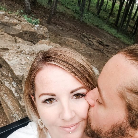 Meet your Posher, Tamara - Picture 1 of 1